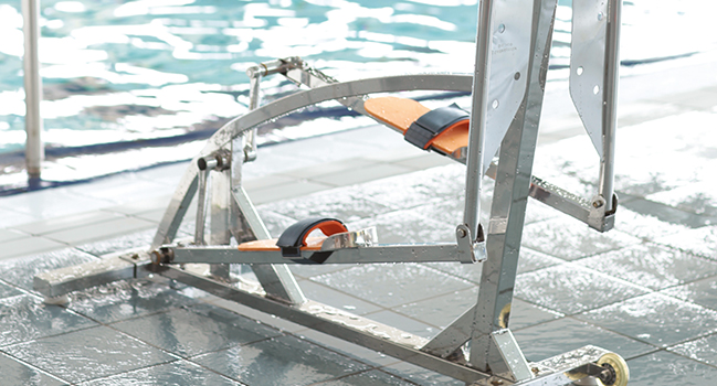 Elly Marche nordique pour piscine Waterflex
